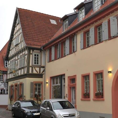 Goldener Hirsch Aparthotel Шрисхайм Екстериор снимка