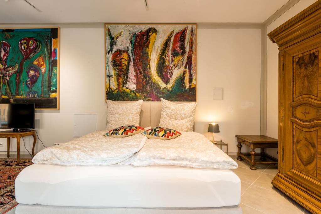 Goldener Hirsch Aparthotel Шрисхайм Екстериор снимка