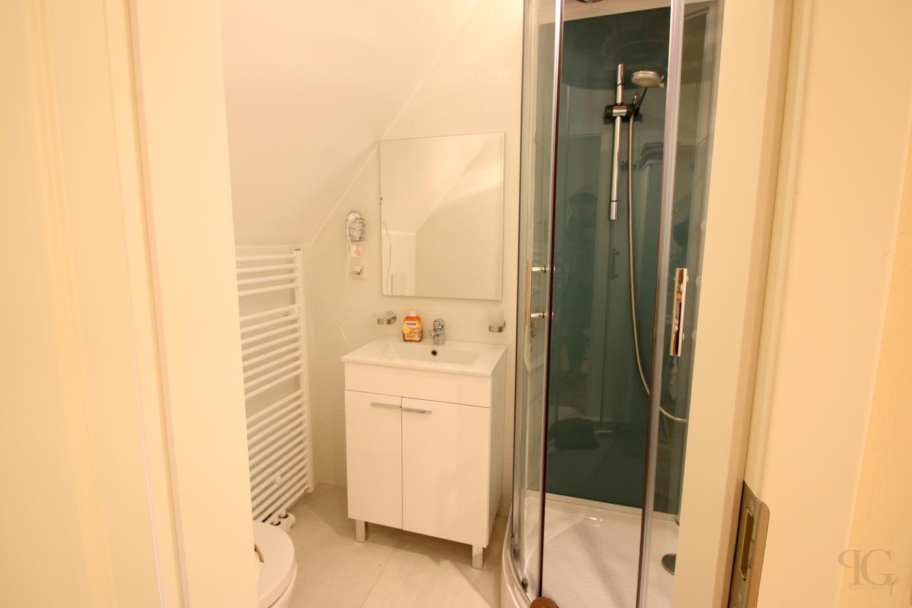 Goldener Hirsch Aparthotel Шрисхайм Екстериор снимка